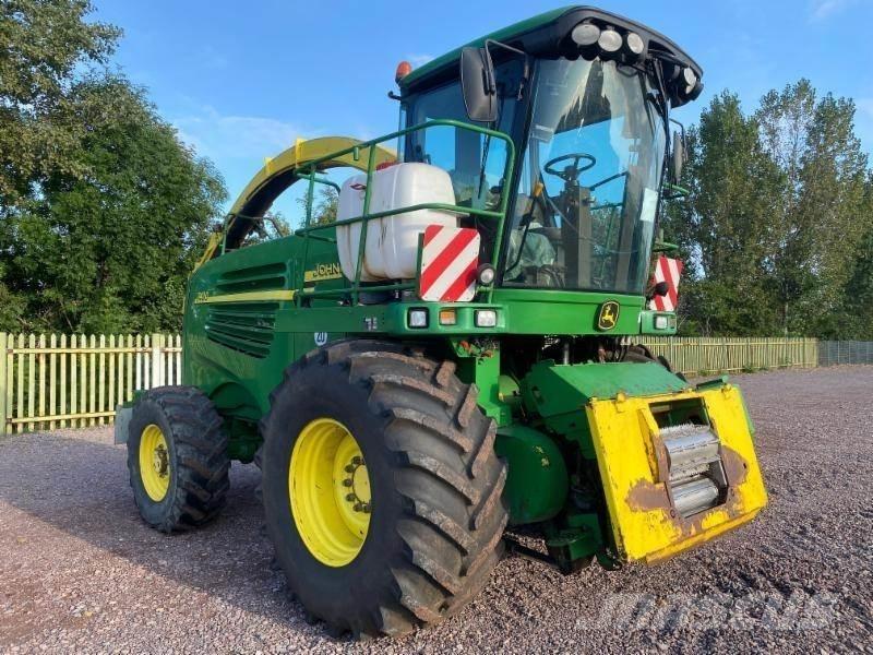 John Deere 7400 Samochodné kosačky