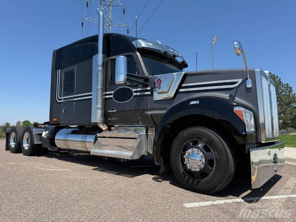 Kenworth W 990 Ťahače