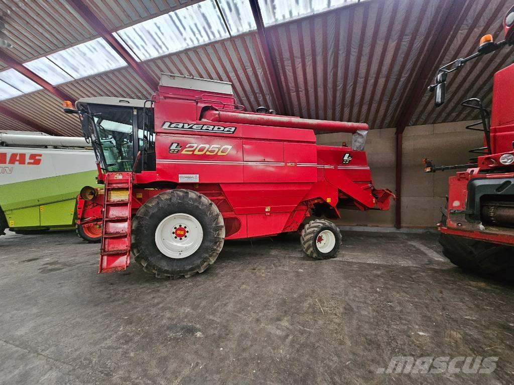 Laverda L2050 Kombinované zberacie stroje