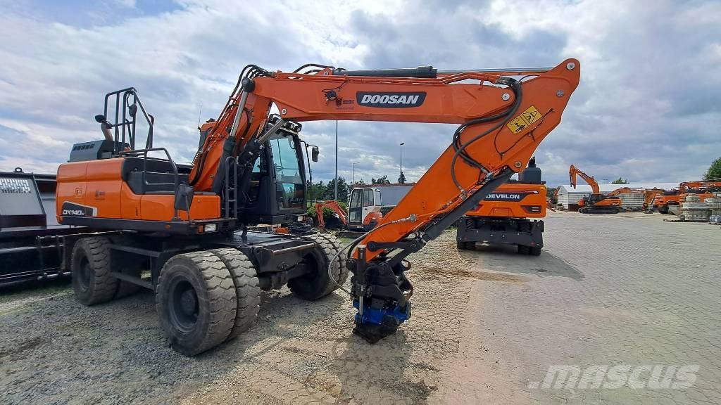 Doosan DX140W-5 Kolesové rýpadlá