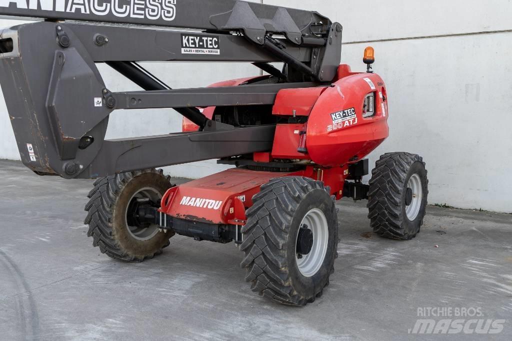 Manitou 200 ATJ Kĺbové plošiny