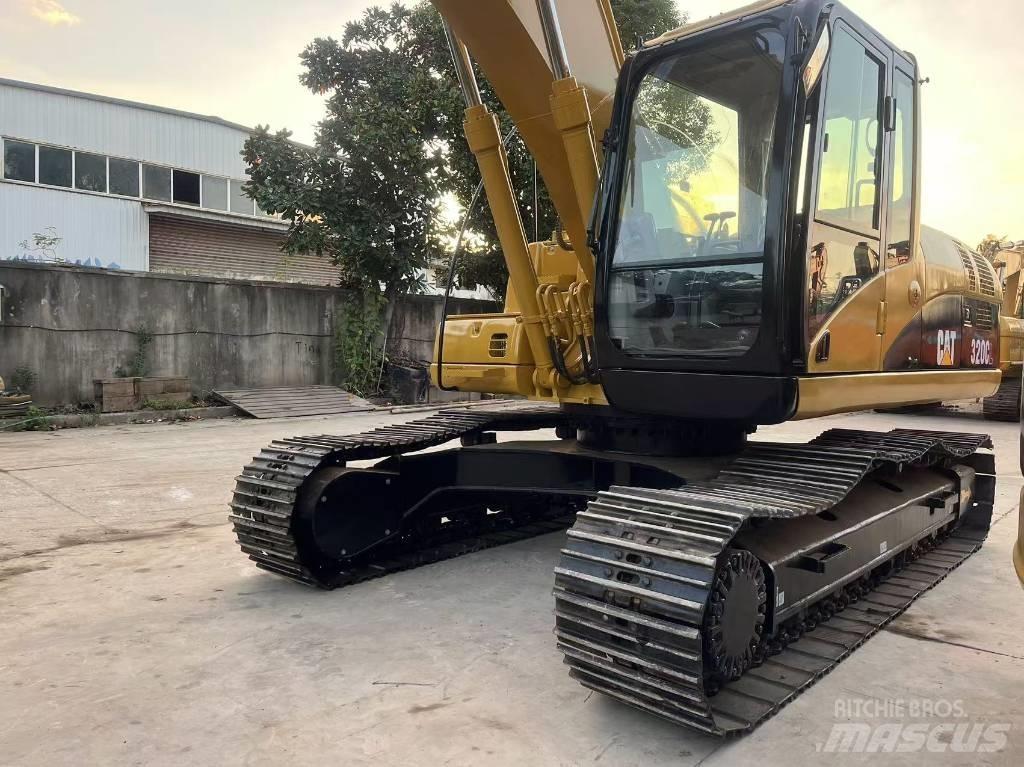 CAT 320 C L Pásové rýpadlá