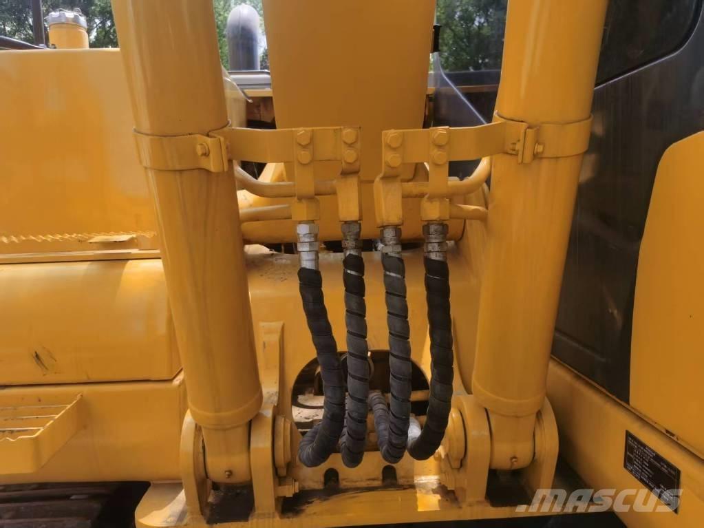 Komatsu PC 130 Pásové rýpadlá