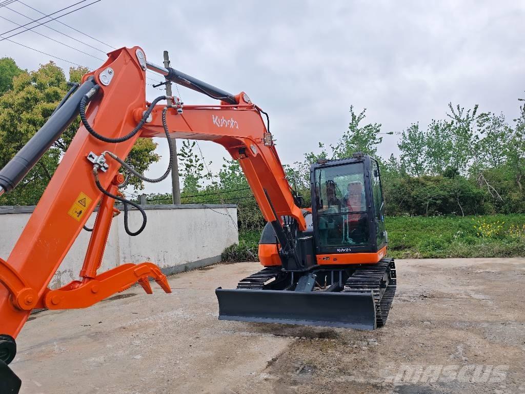 Kubota KX 80-4 Midi rýpadlá 7 t - 12 t