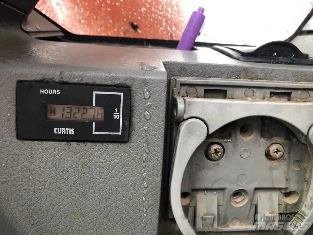 Doosan DX 340 LC Pásové rýpadlá