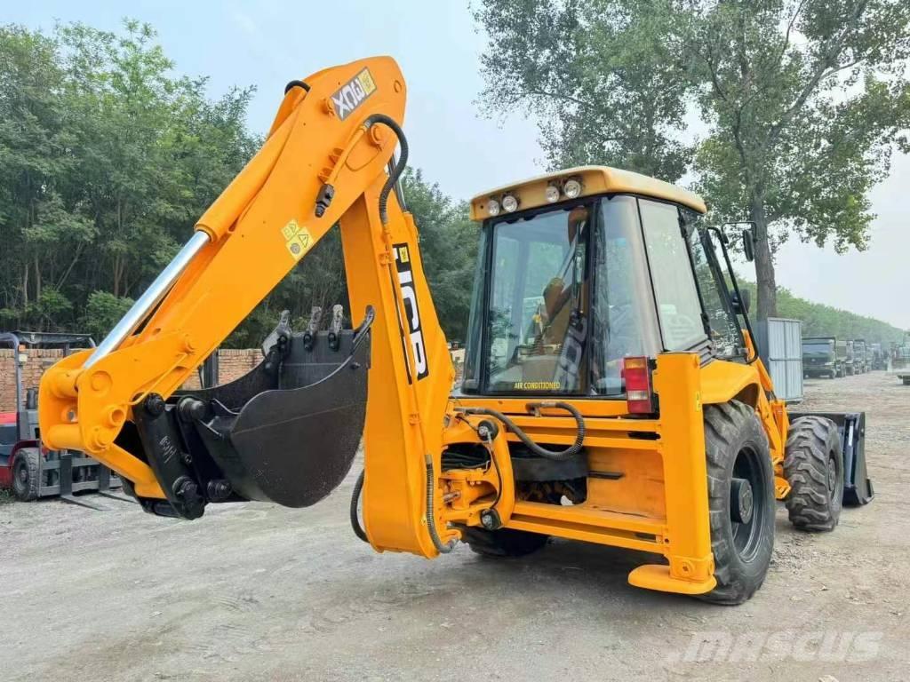 JCB 3 CX Rýpadlo-nakladače