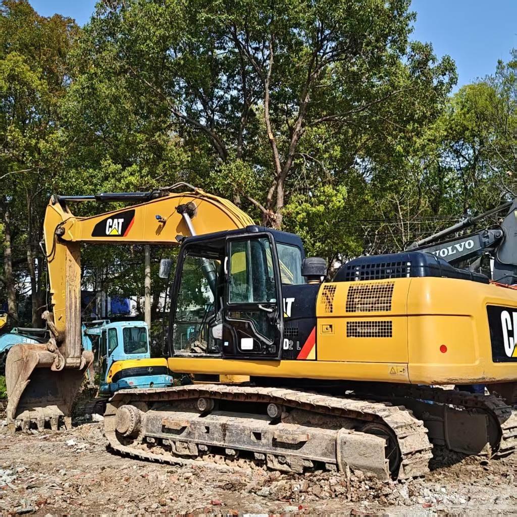 CAT 330 D Pásové rýpadlá