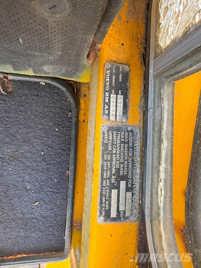 Volvo 4400 Kolesové nakladače