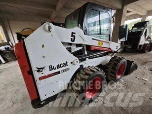 Bobcat S550 Kolesové nakladače