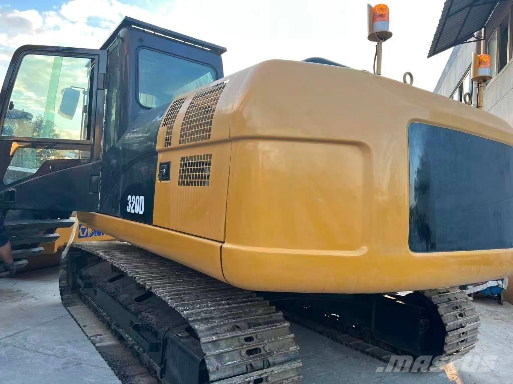 CAT 320D Pásové rýpadlá