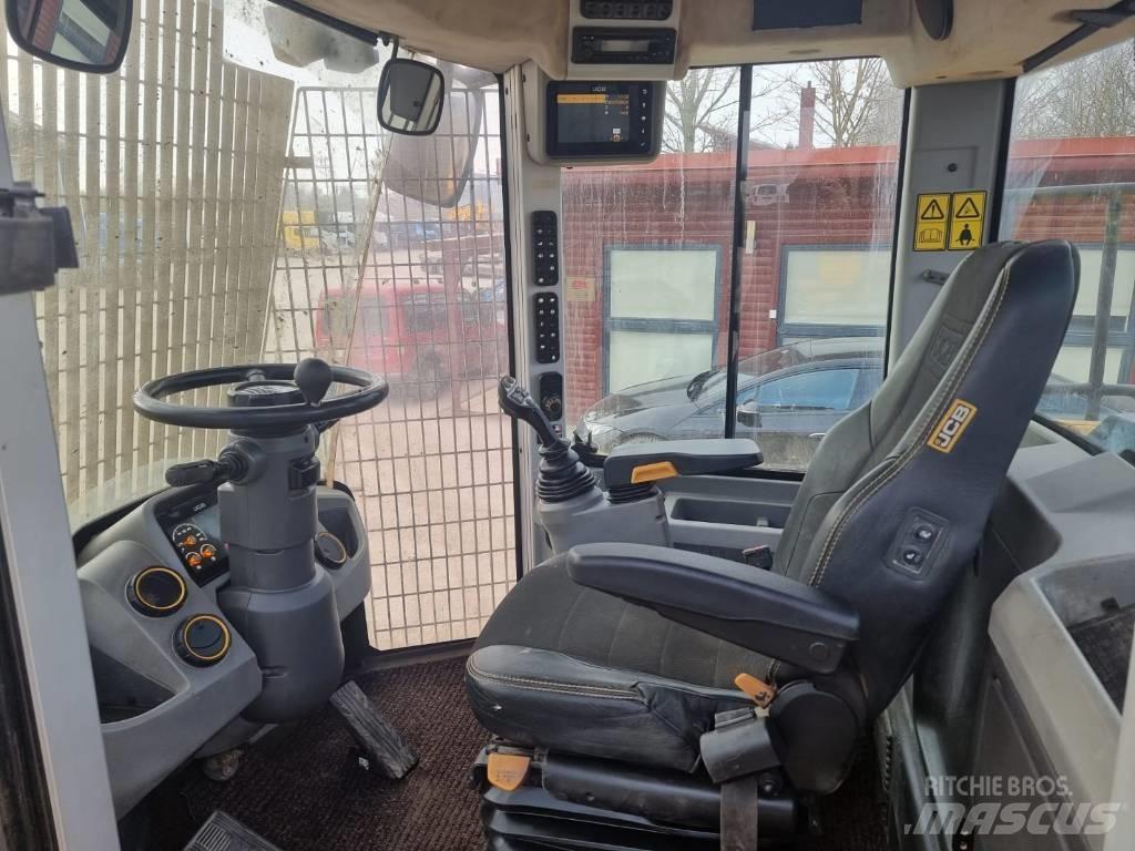 JCB 427 Kolesové nakladače