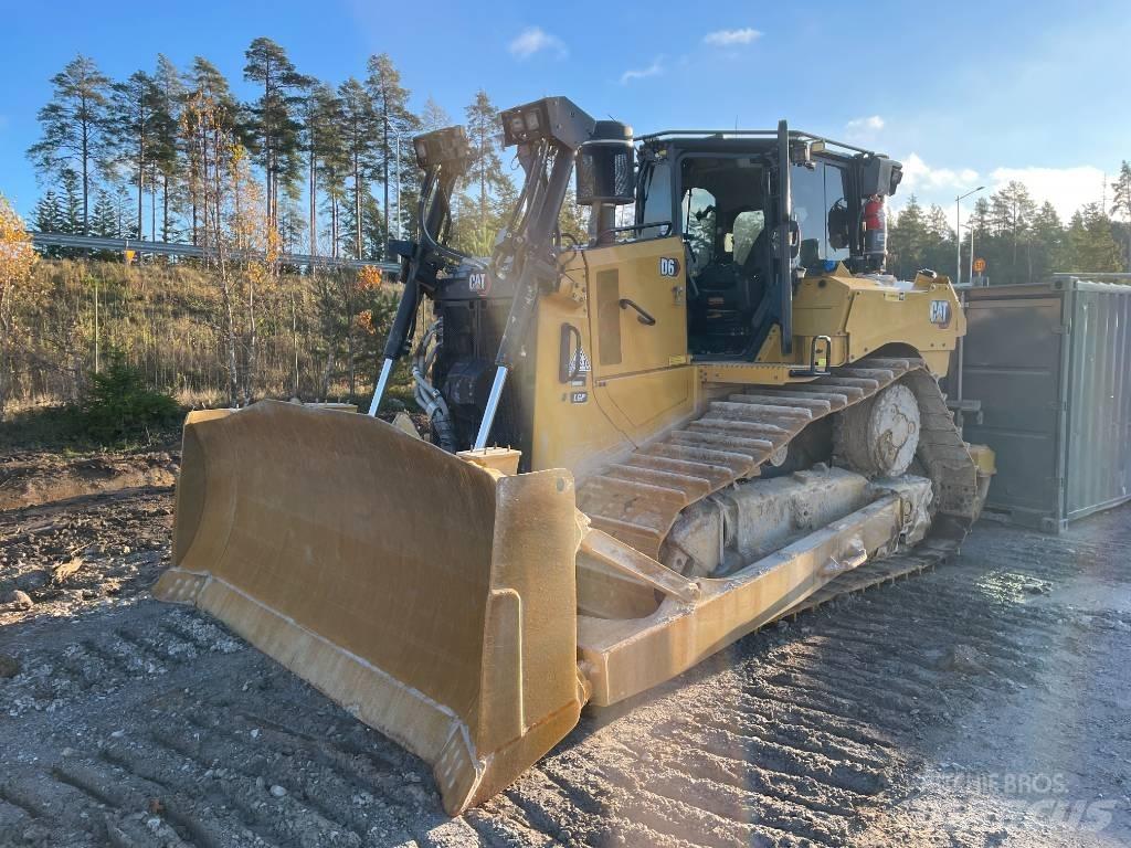 CAT D6 Pásové dozéry