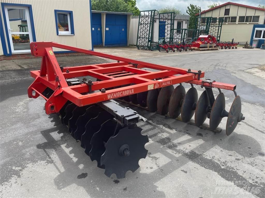 Akpil V 315 Tanierové brány