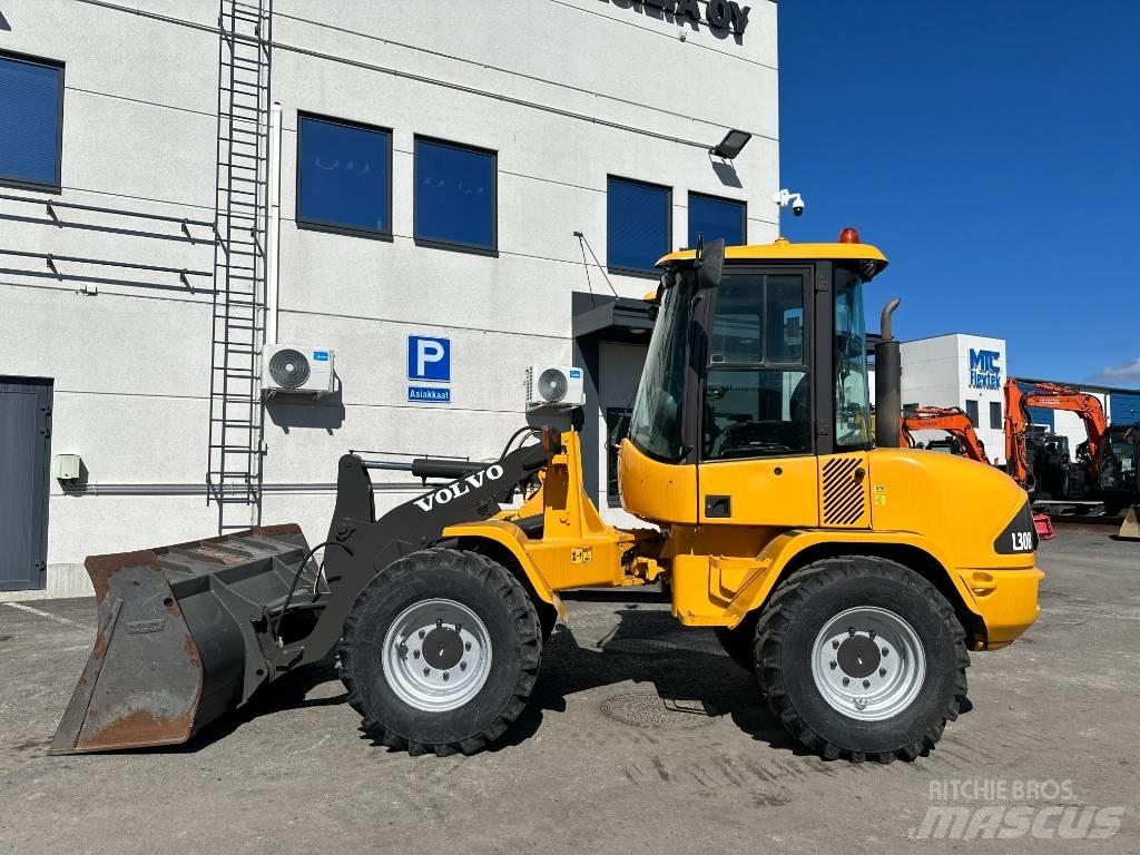Volvo L 30 B Kolesové nakladače