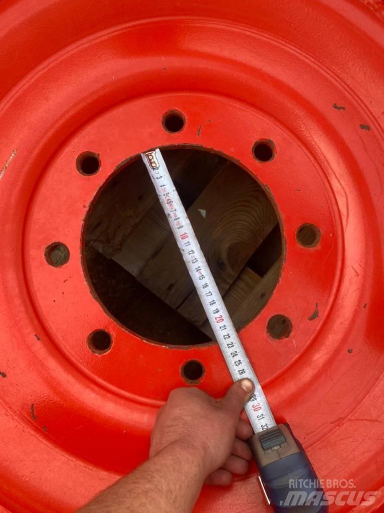 Fendt RIMS 20X28 Pneumatiky, kolesá a ráfiky