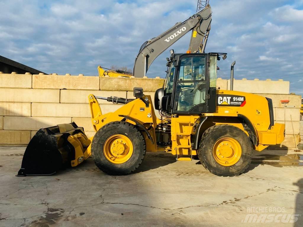CAT 914 m Kolesové nakladače