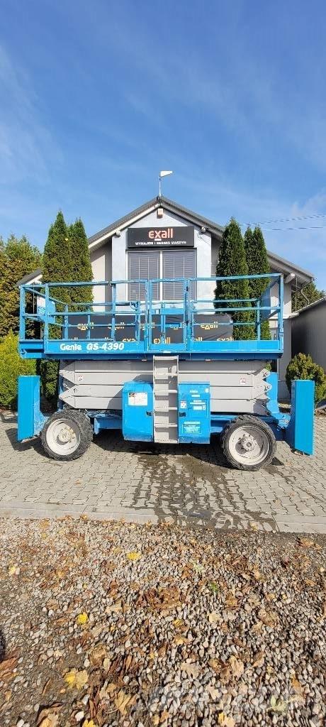 Genie GS 4390 Nožnicové zdvíhacie plošiny