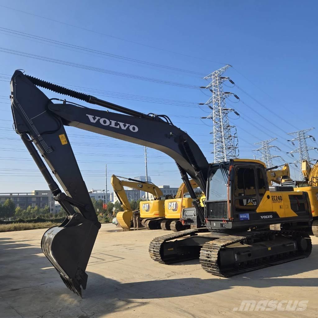 Volvo EC 240 Pásové rýpadlá