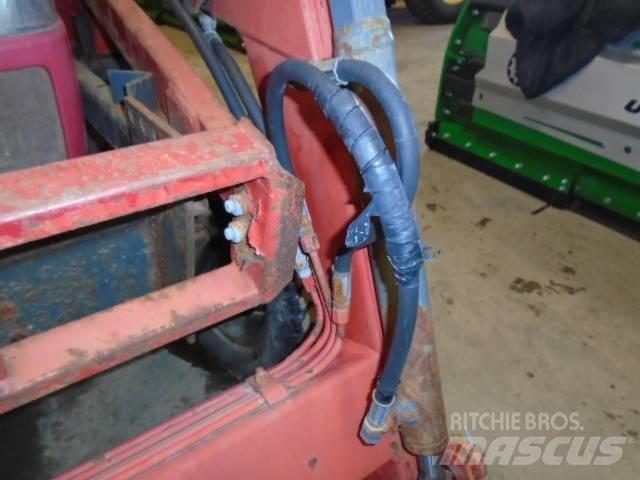 Case IH 1140 Traktory