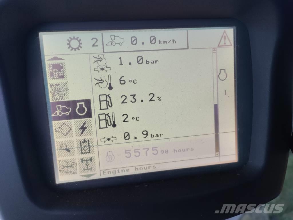 New Holland CX 860 Kombinované zberacie stroje