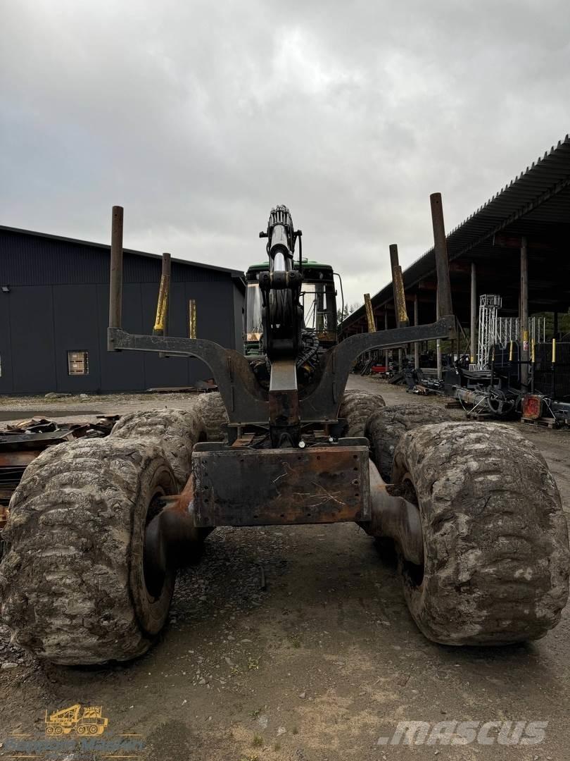 John Deere 1510E Lesné traktory