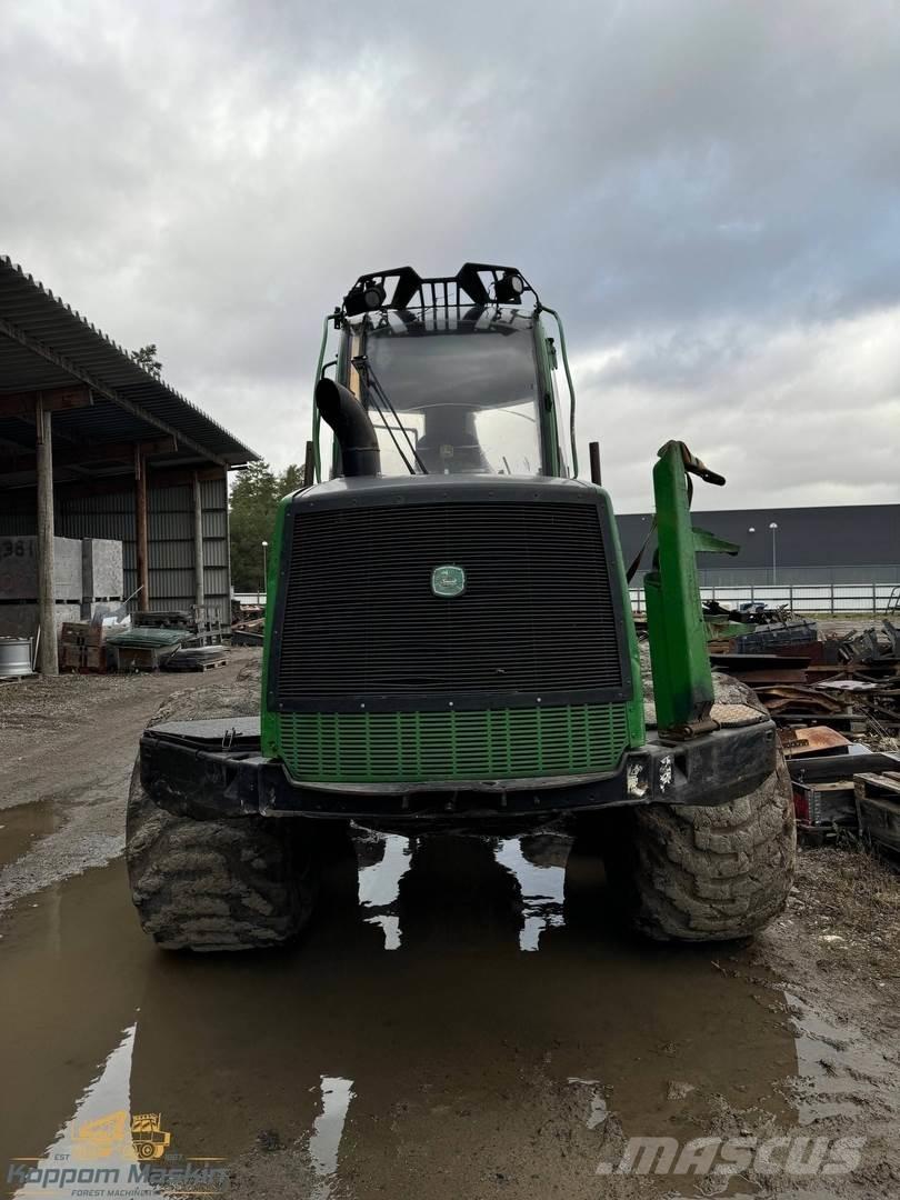 John Deere 1510E Lesné traktory