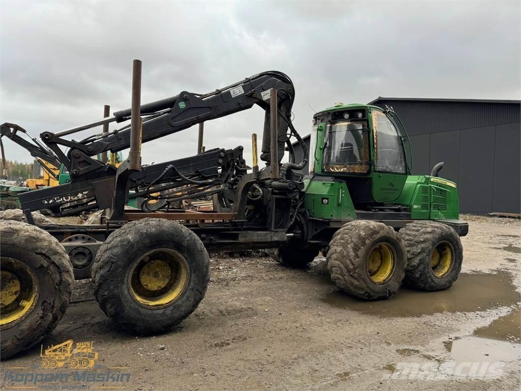 John Deere 1510E Lesné traktory