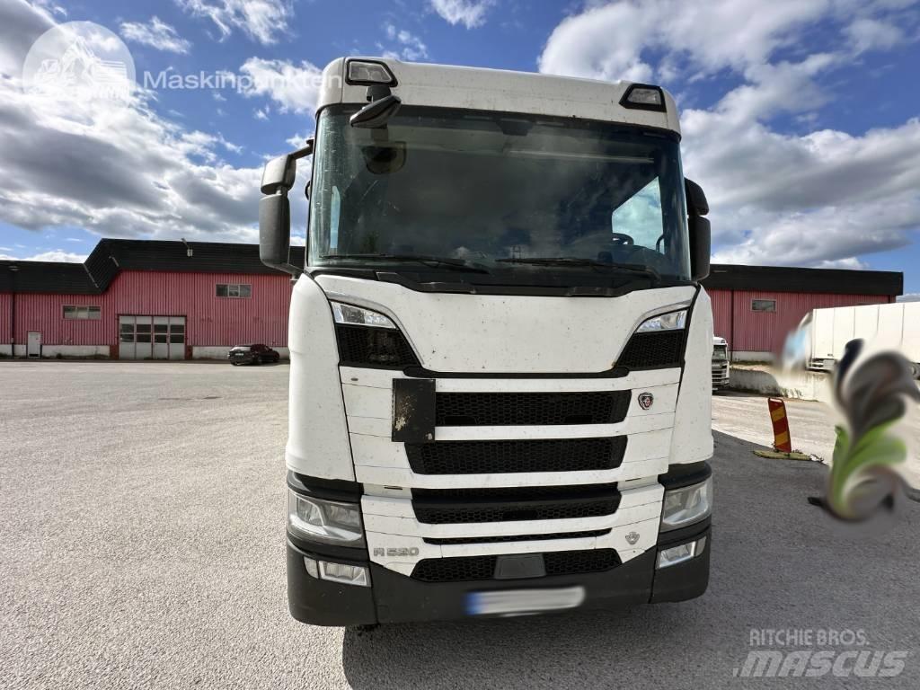 Scania R 520 Skriňová nadstavba