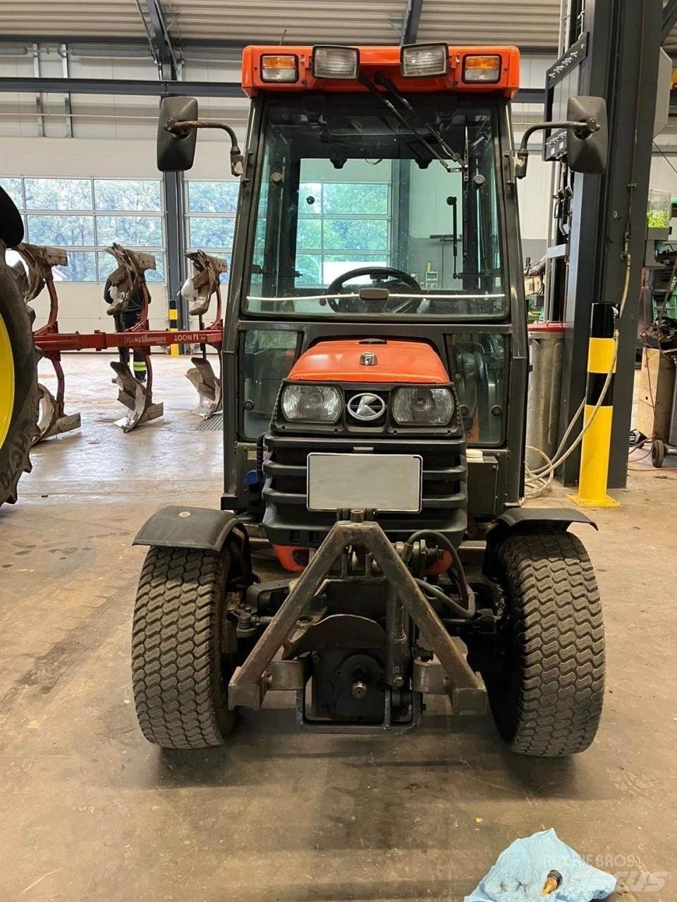 Kubota B2110 Kompaktné traktory