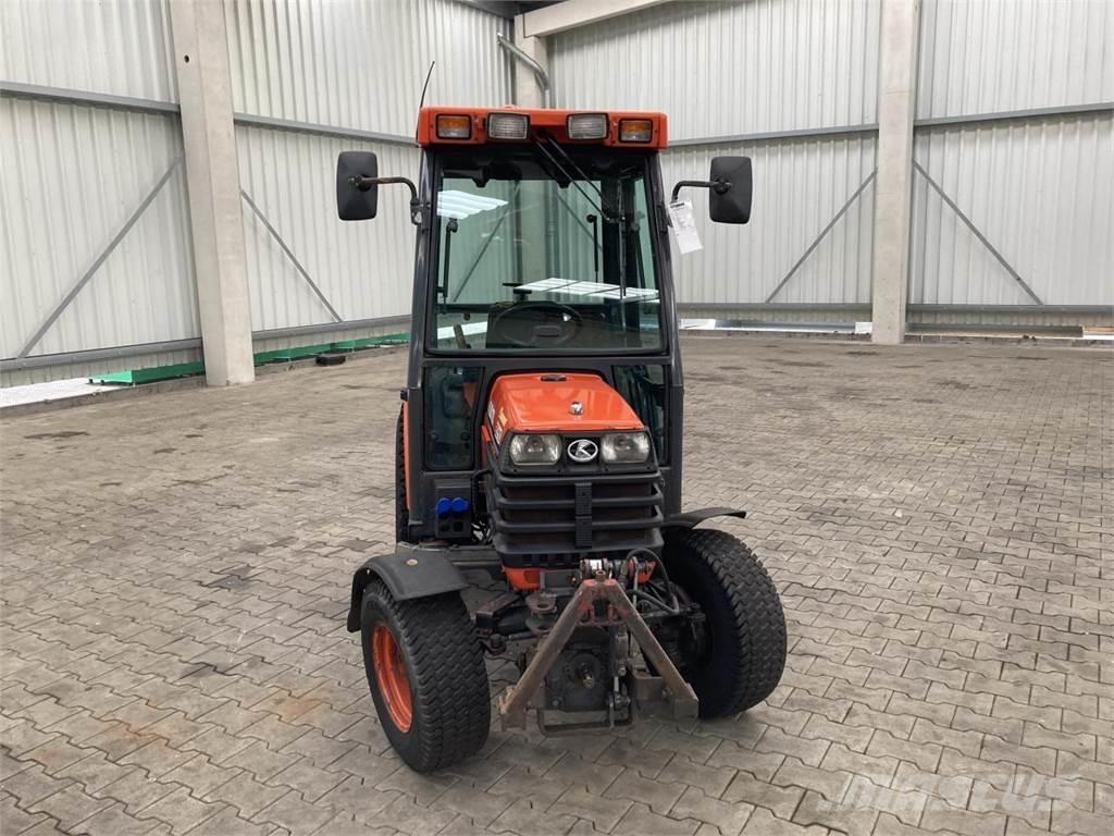 Kubota B2110 Kompaktné traktory