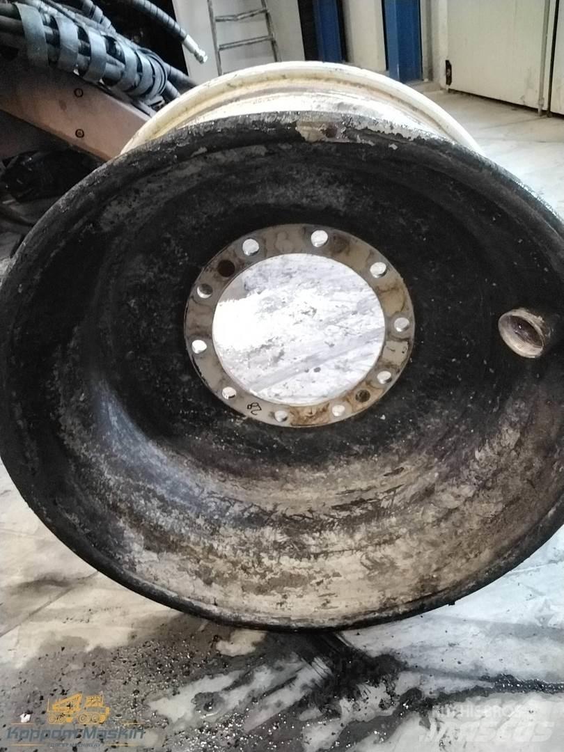 Sampo Hr46x 15x28 Pneumatiky, kolesá a ráfiky