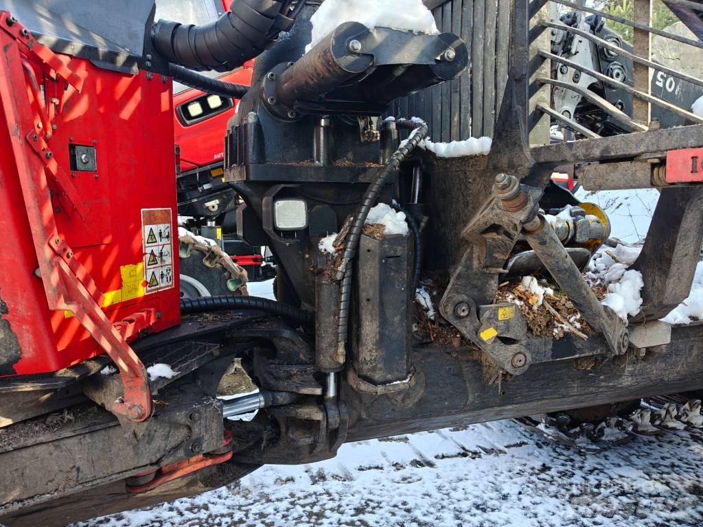Komatsu 845 Lesné traktory