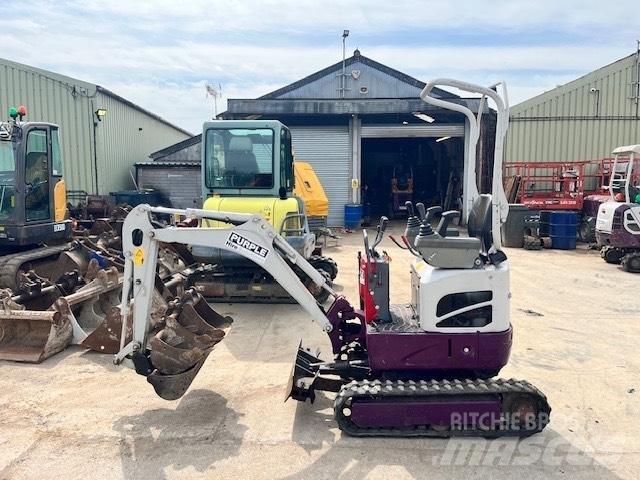 Takeuchi TB 210 Mini rýpadlá < 7t