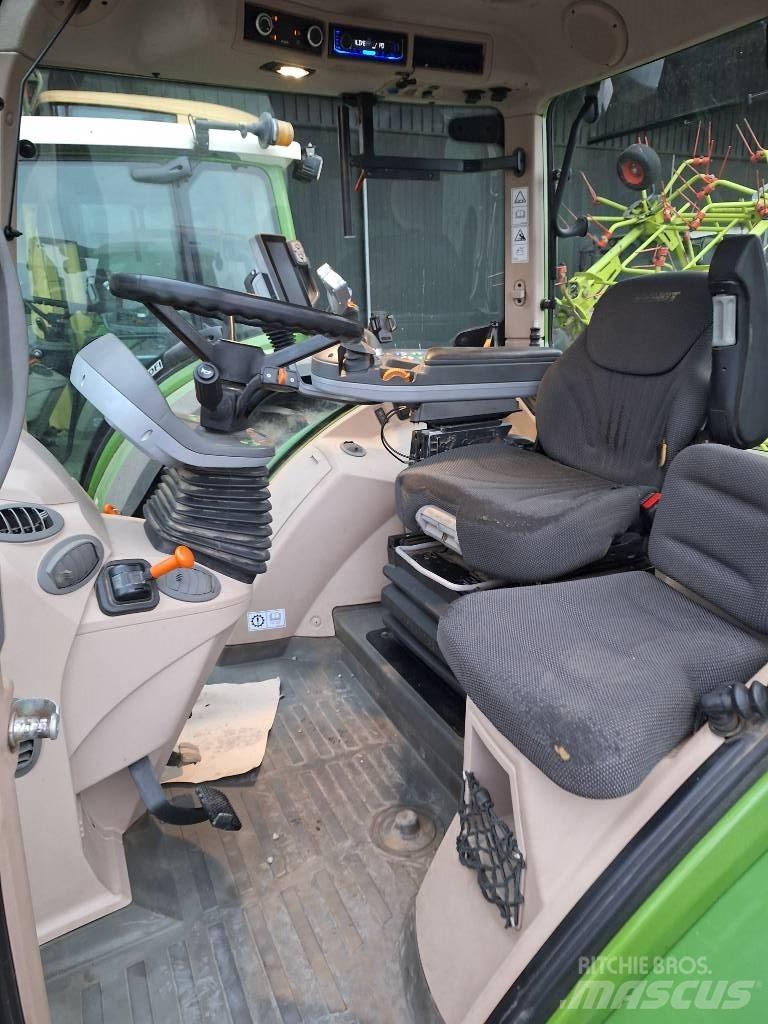 Fendt 718 Vario Traktory
