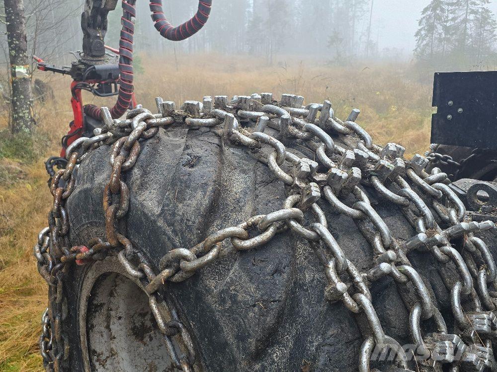 Komatsu 901 Harvestory