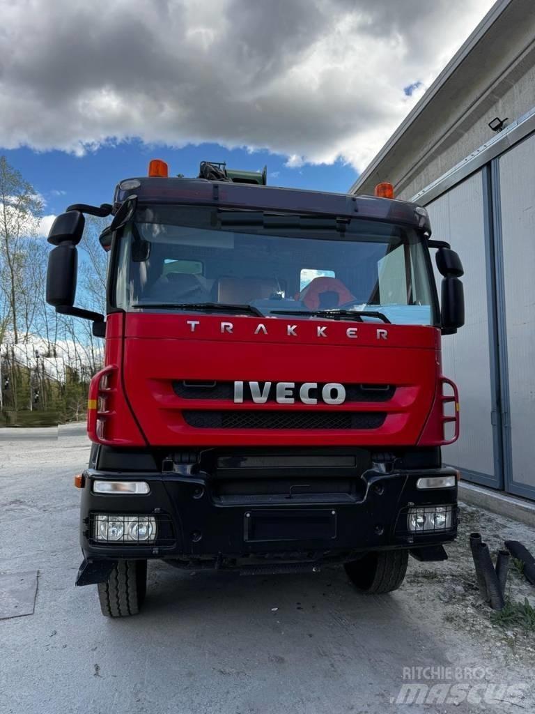 Iveco Trekker 450 Nákladné autá s čerpadlami betónu