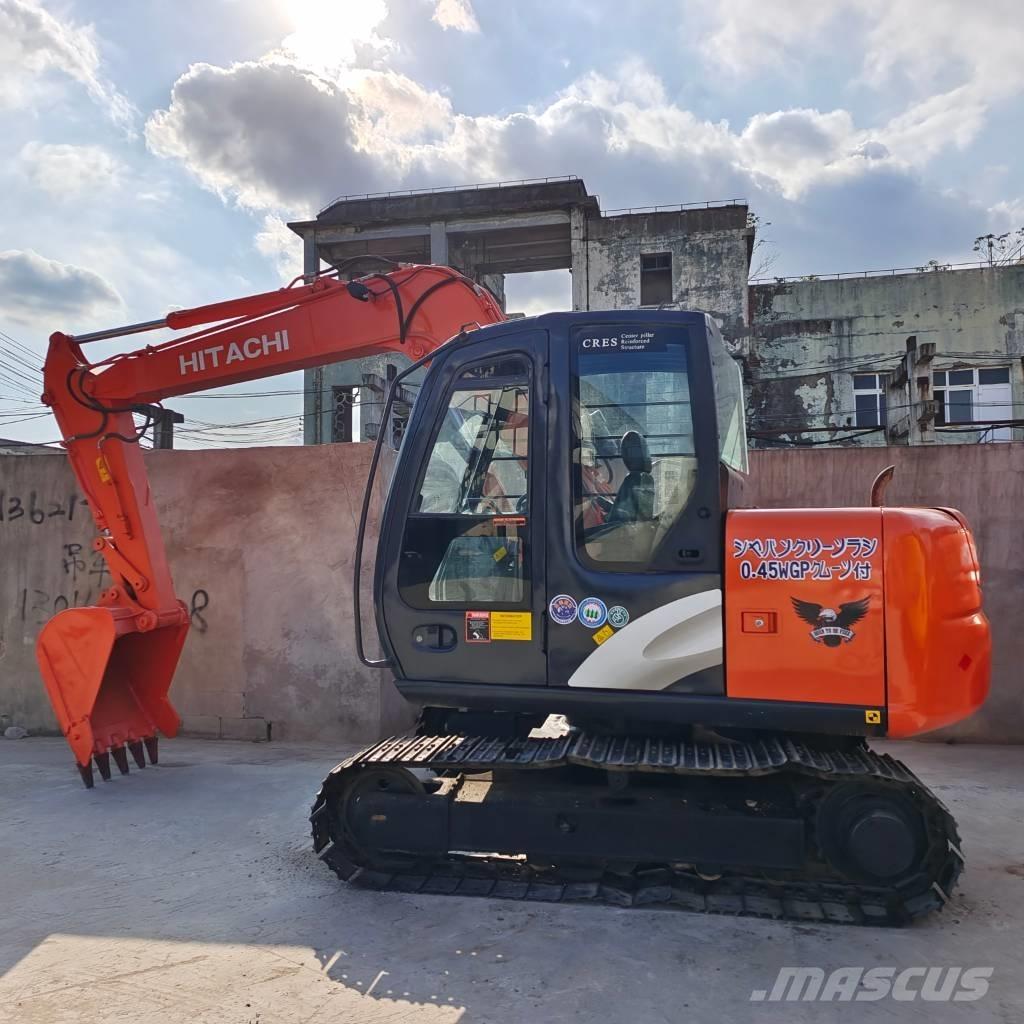 Hitachi ZX 70 Pásové rýpadlá