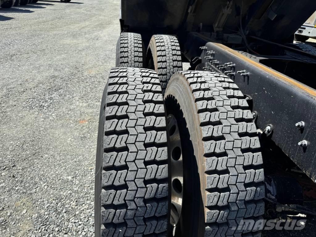 Mack Granite 84FR Sklápače