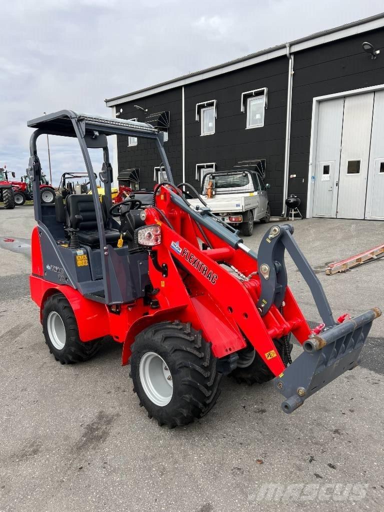 Flexitrac 1126 Viacúčelové nakladače