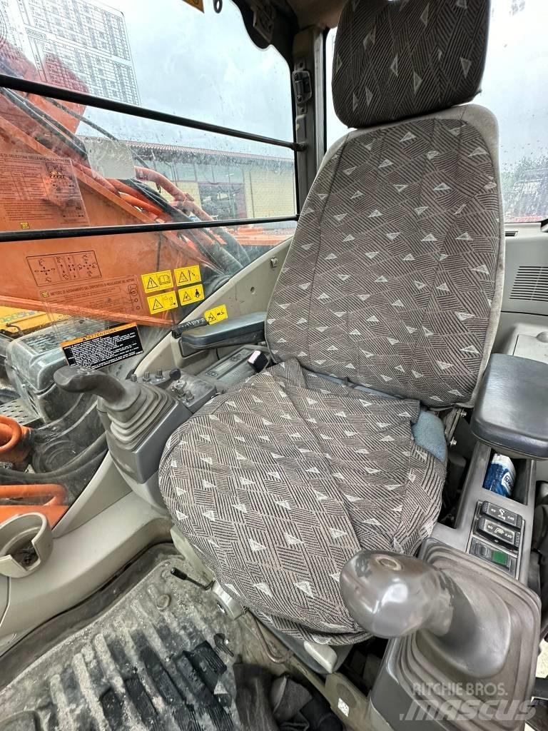 Hitachi ZX 350 LC N Pásové rýpadlá