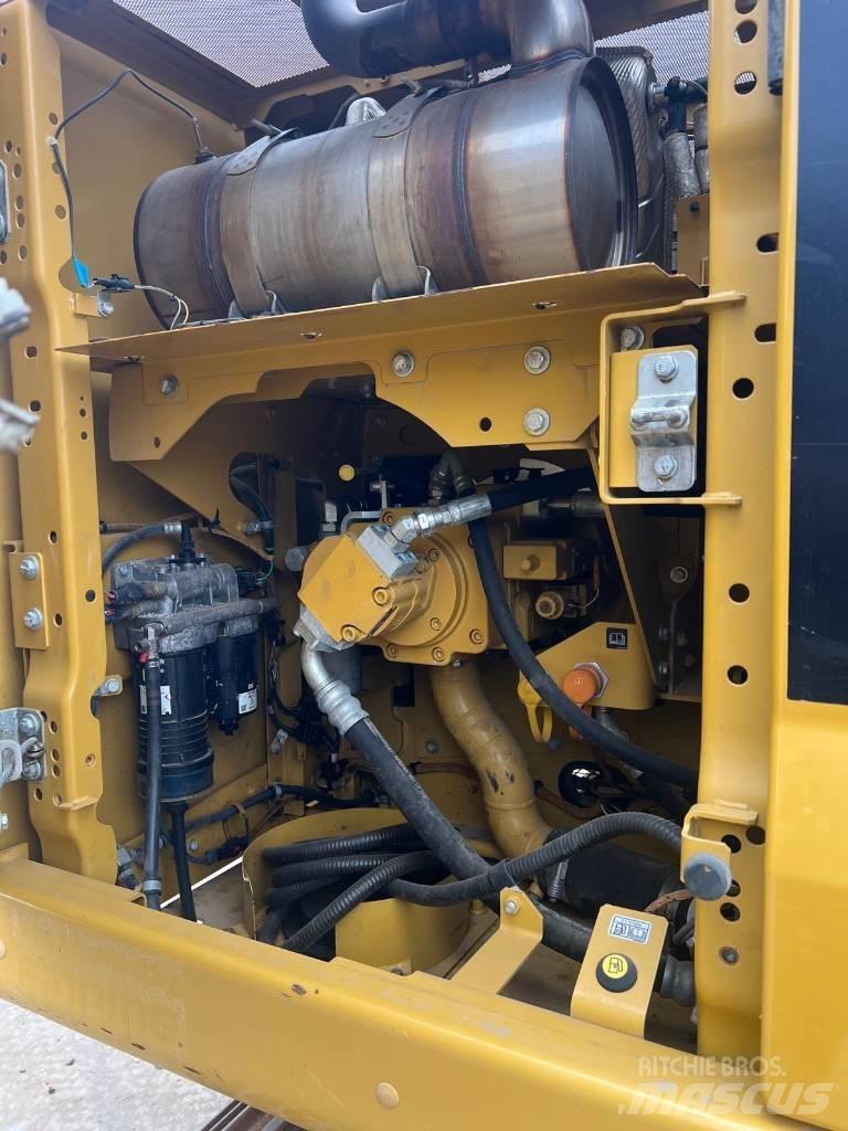 CAT 320 Pásové rýpadlá