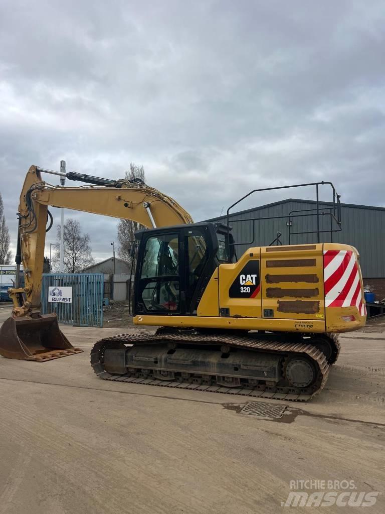 CAT 320 Pásové rýpadlá
