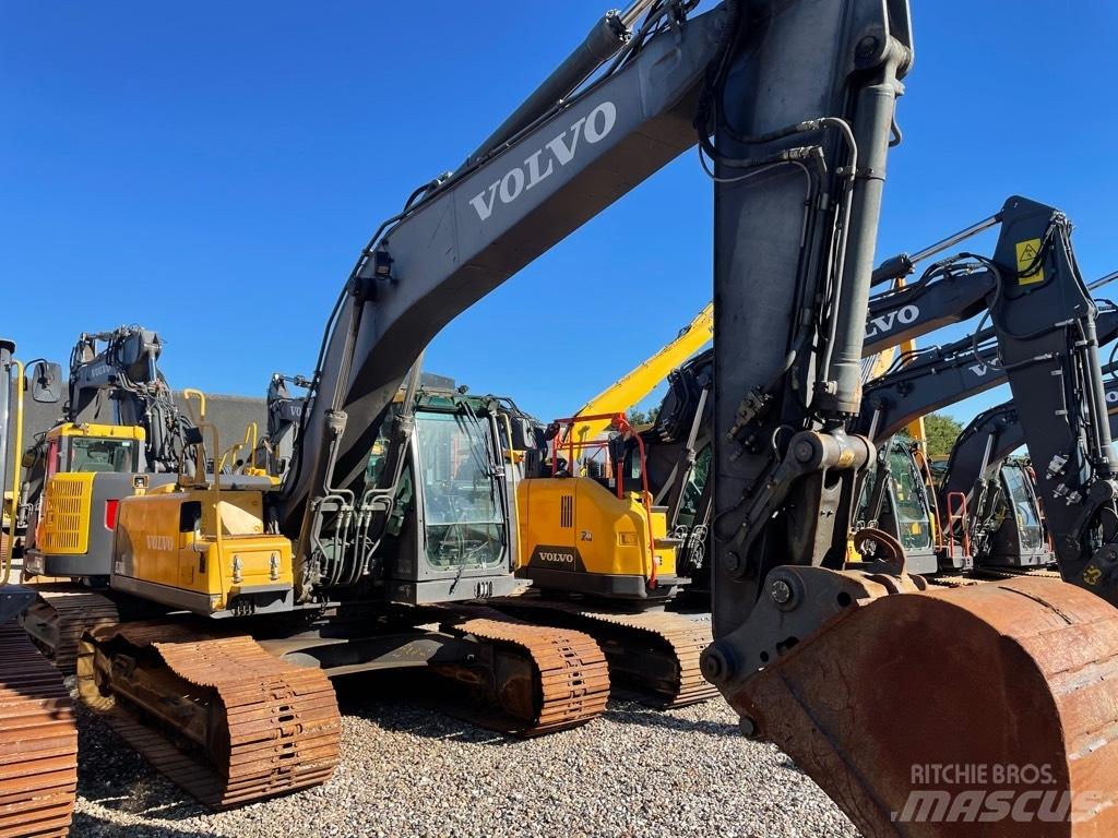 Volvo EC210C Pásové rýpadlá