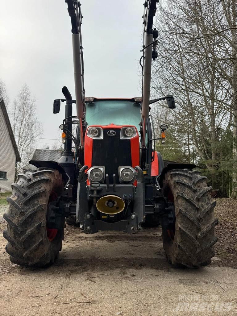 Kubota M135GX Traktory