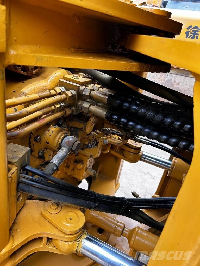 SDLG B860 Rýpadlo-nakladače