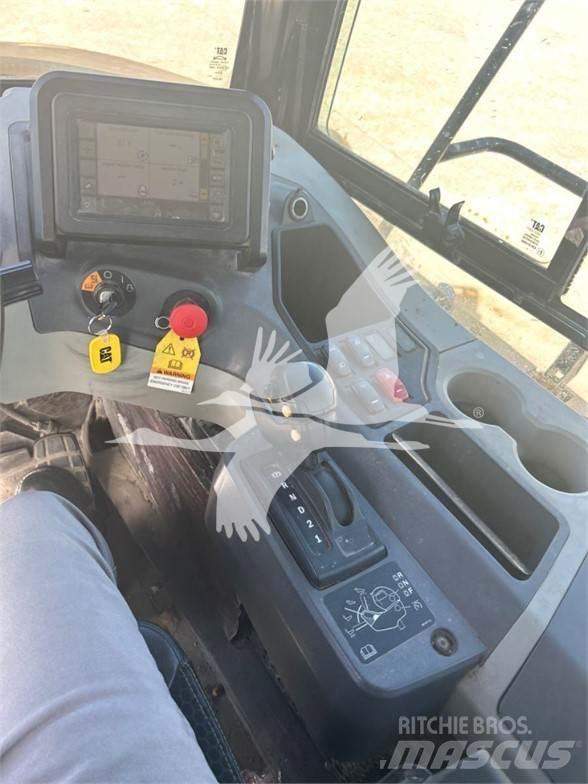 CAT 730 Kĺbové nákladné autá