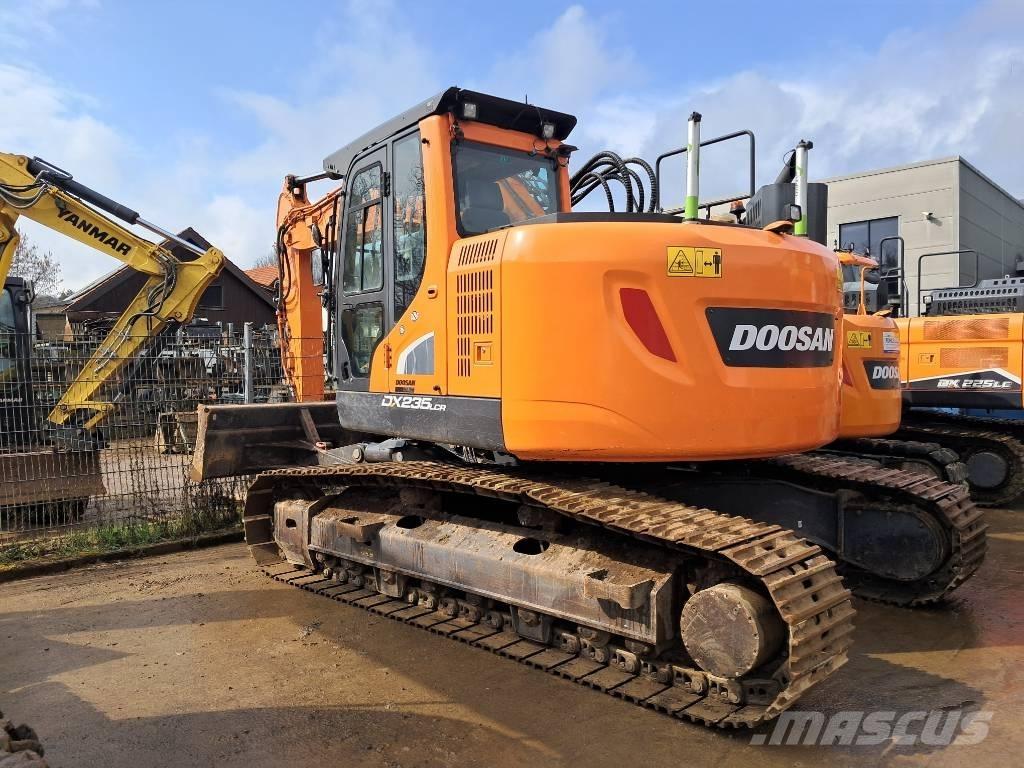 Doosan DX 235 LCR-5 Pásové rýpadlá