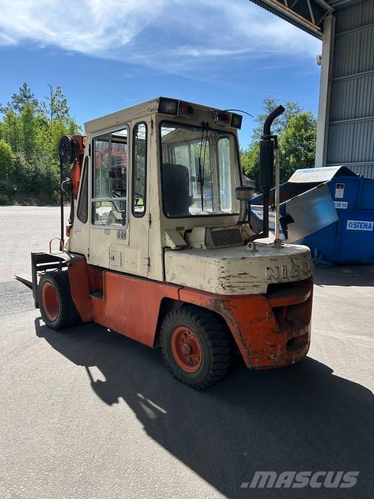Nissan YGF03 Dieselové vozíky