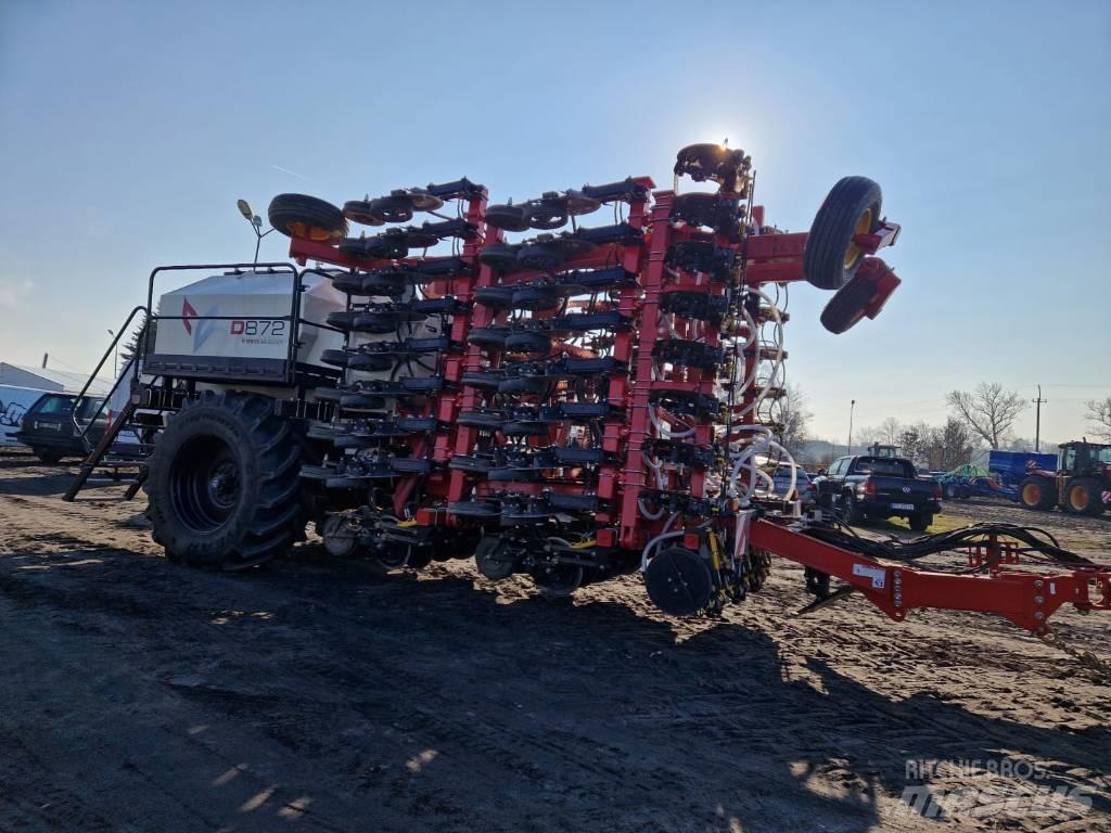 Bourgault CD872-8 Mechanické sejačky