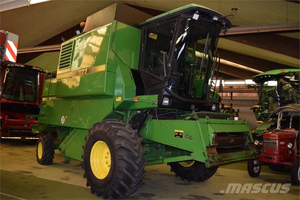 John Deere 1177 Kombinované zberacie stroje